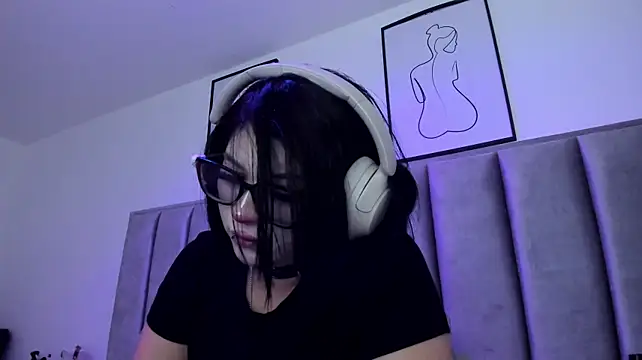 Kitty_Gang লাইভ XXX চ্যাট