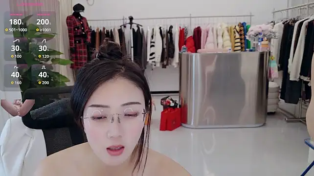 Chat XXX Live yangyang-777