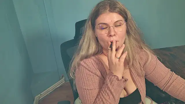 Allyy_baby: онлайн-секс-чат