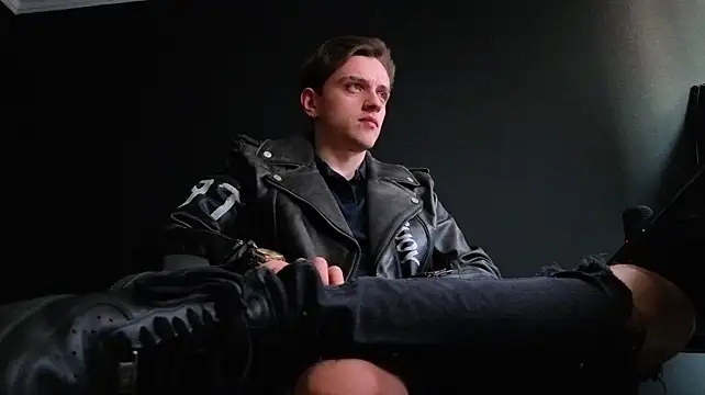 Онлайн чат XXX FelixStarkk