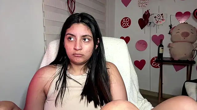 cloe_small: απευθείας συνομιλία ΧΧΧ