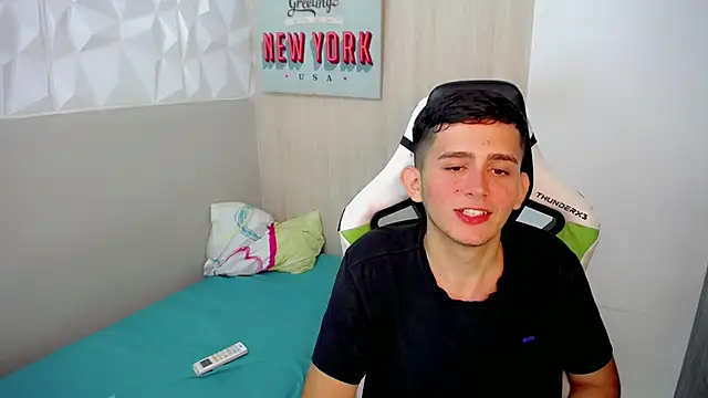 JaxBlue_ Live XXX Chat
