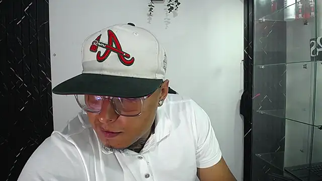 Duke_DarkBoy99 Live XXX Chat