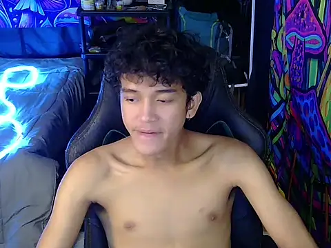 hugekenbigcock's Live XXX Chat
