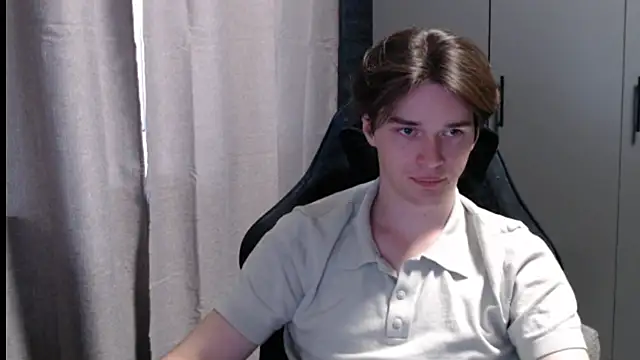XXX chat uživo modela arthur___king