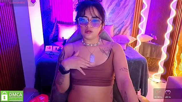 kristen_tay's Live XXX Chat