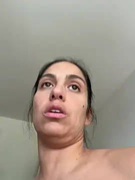 LaPetiteKim's Live XXX Chat