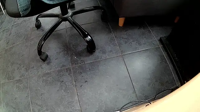 Chat XXX en directo de prettythickcock
