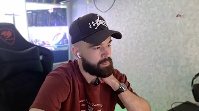 XXX chat uživo modela _Serious_Man