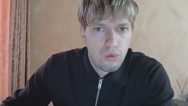 Онлайн чат XXX frama666