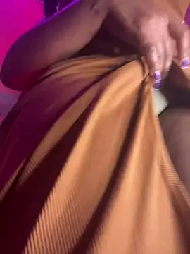 _Thirteen's Live XXX Chat