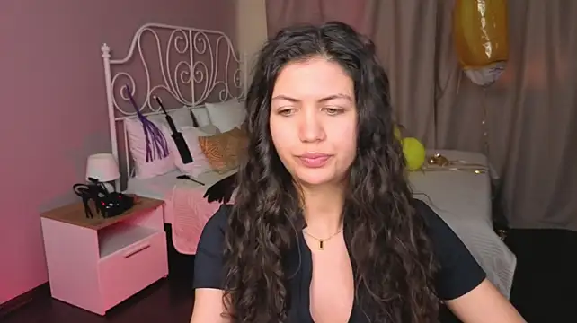 NoelPerfect's Live XXX Chat