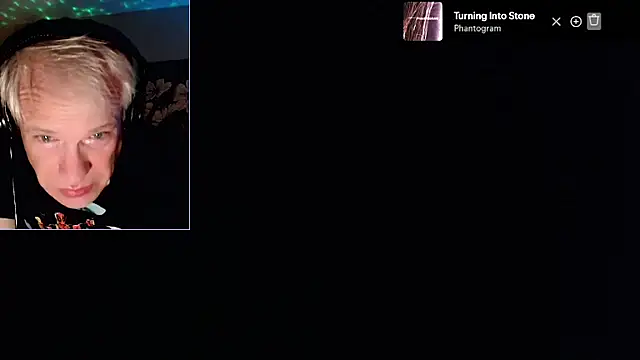 XXX chat uživo modela Snarfle82
