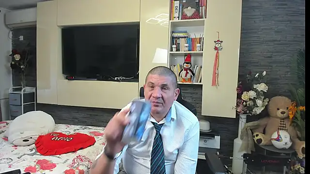 SpartacusDaddy48 লাইভ XXX চ্যাট