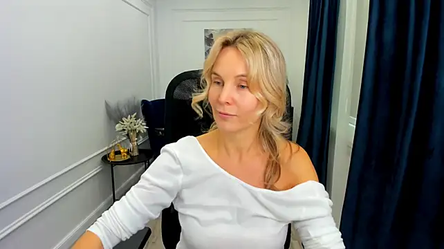 Chat XXX Live Sinty_Devis