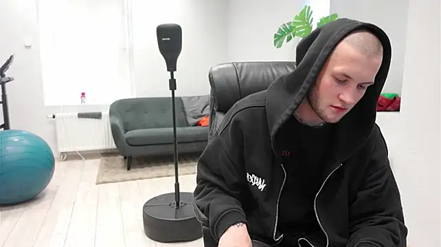 Show modela Igor_Wilde na web-kameri