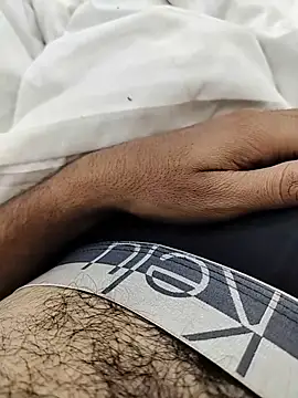 Mr_Hotyy webcam show
