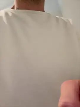 XXX chat uživo modela RealDeal2000xxx