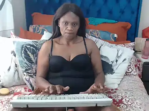 Chatroom XXX en direct de CLASSYMLF