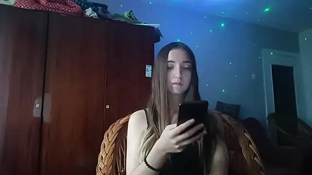 WynonaFarhat: απευθείας συνομιλία ΧΧΧ