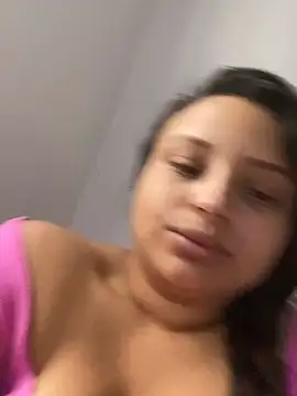 Chat +18 de julia_moreira ao vivo