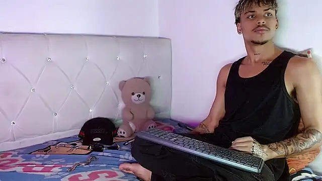 Онлайн чат XXX Angel_foxc13