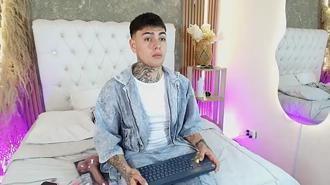 Canili_Hot Live XXX-Chat