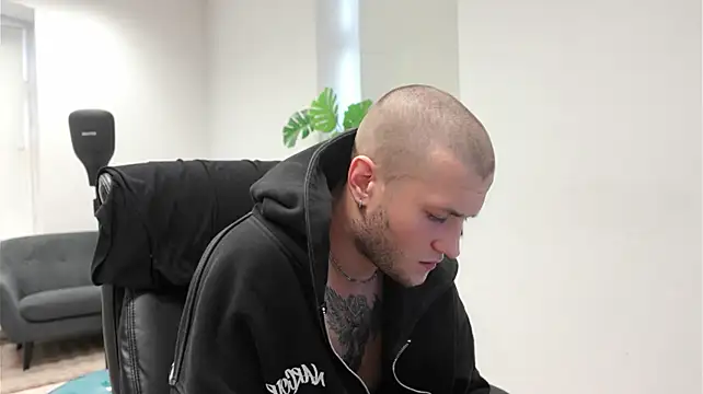 Živý XXX chat Igor_Wilde