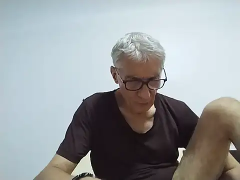 BIGUNCUTHARDCOCK's Webcam Show