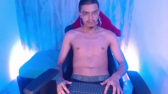 Chat XXX ao vivo de Tayson_Hot