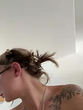 Lolasecret_'s Live XXX Chat
