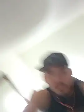 kevinsito1's Webcam Show