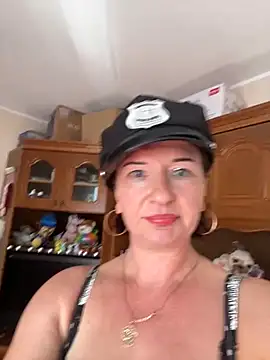 lilita21: απευθείας συνομιλία ΧΧΧ
