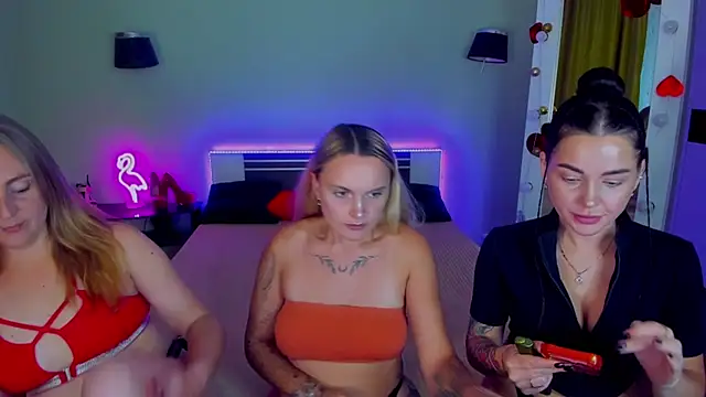 MagicEyess' Live XXX Chat