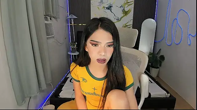 Alexa_therealhorsecock Chat XXX live