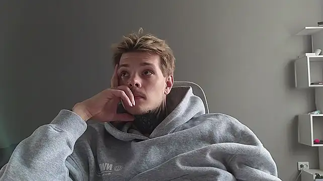 XXX chat uživo modela DENIS_HERE