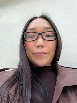 Chat XXX en directo de trytomakememoam