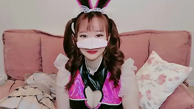 MIYU_CHANNELのライブXXXチャット