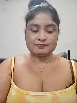 hornyriyanka Chat XXX live