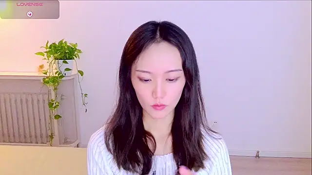 yufenna XXX чат на живо