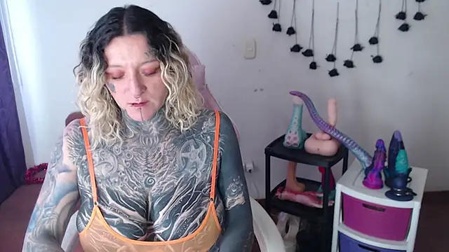 Chat XXX ao vivo de SLOPPYTITSS