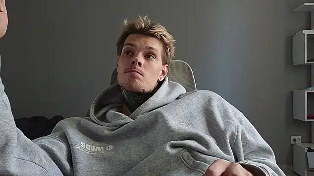 Živý XXX chat DENIS_HERE