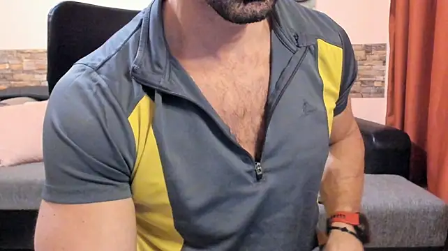Chat +18 de HotHunkTrainer ao vivo
