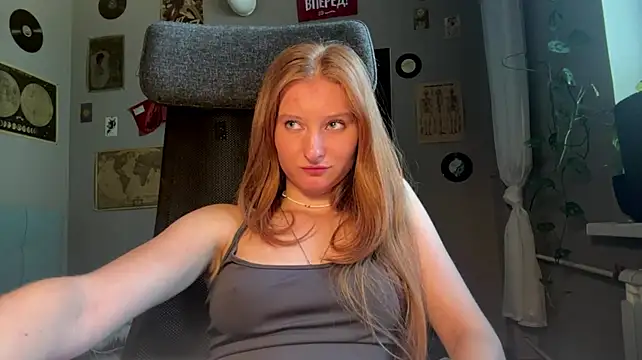 XXX chat uživo modela EllyCerry