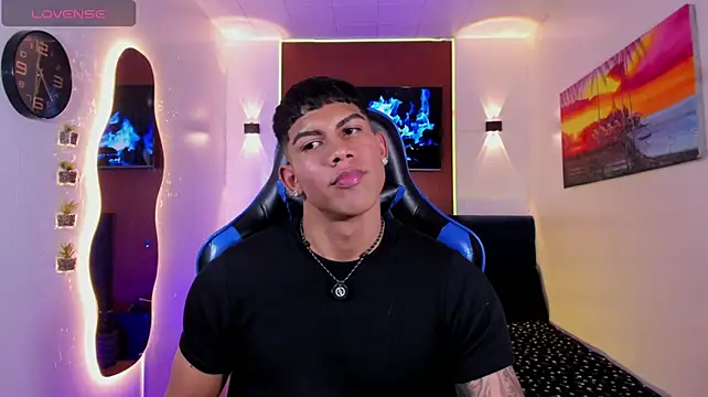 Chat +18 de Damian_latinxxx ao vivo