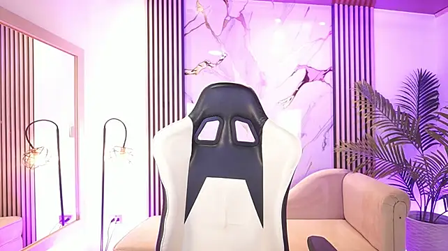 KataJenner's Live XXX Chat