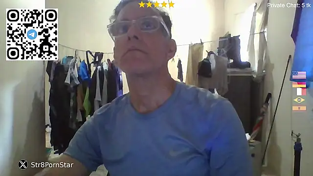 CaptainFox Chat XXX live