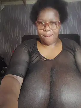 BoobsQueen46K 라이브 XXX 채팅
