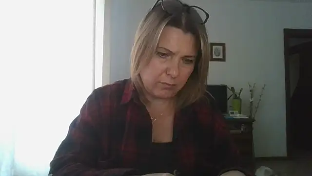 ElenaLove888 라이브 XXX 채팅