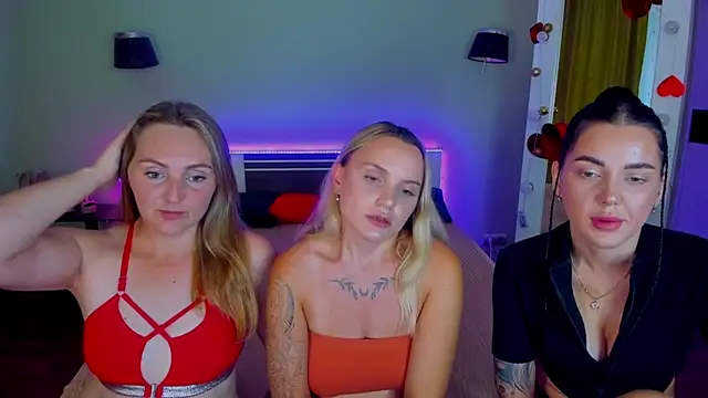 MagicEyess' Live XXX Chat